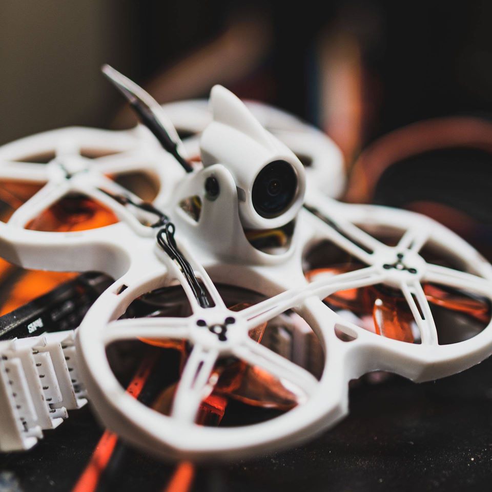 Emax Tinyhawk II 2 RTF FPV Máy - đánh giá và giá Drone Kit Beginner